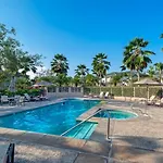 Villas Of Kamalii 37-Stately Townhouse With Ac, By Golf, With Pool, Bbq, Hot Tub