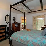 Villas Of Kamalii 37-Stately Townhouse With Ac, By Golf, With Pool, Bbq, Hot Tub