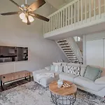 Coastal Escape Condo With Pool, Near Beaches!