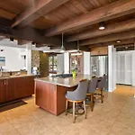 Coral Hale 5Br 3Ba Luxury Home, Ac, Hot Tub And Stunning Views
