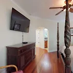 Blue Hawaii House