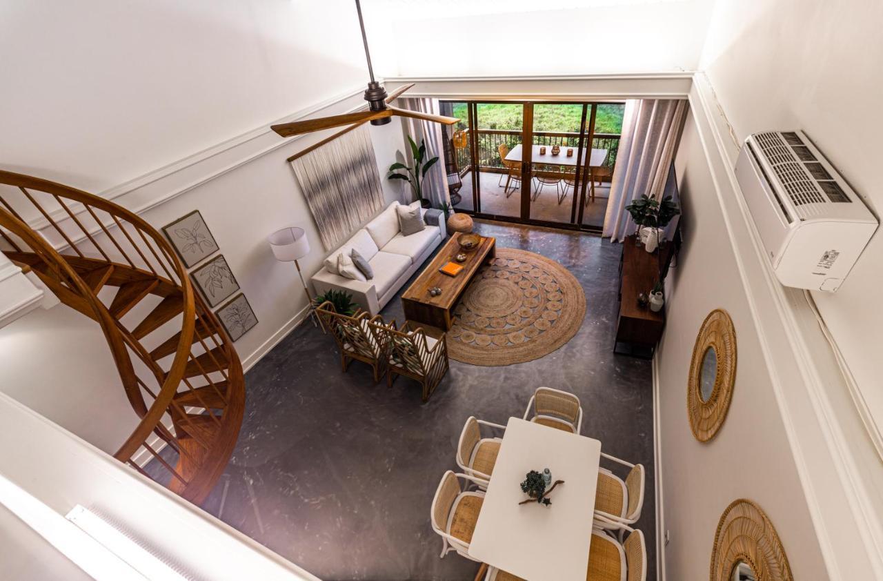 Hbr 9304, 5, 6 * Princeville
