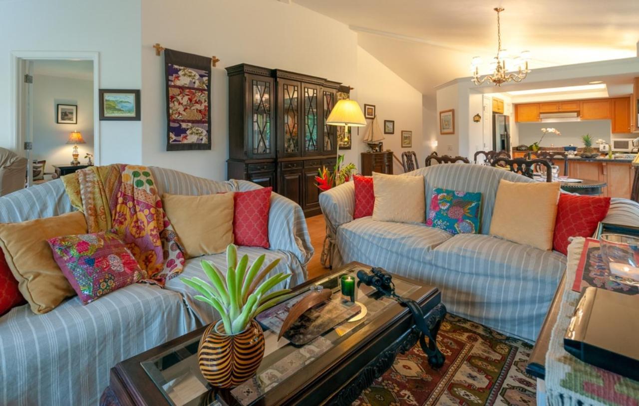 Villas Of Kamalii 37-stately Townhouse With Ac, By Golf, With Pool, Bbq, Hot Tub Princeville