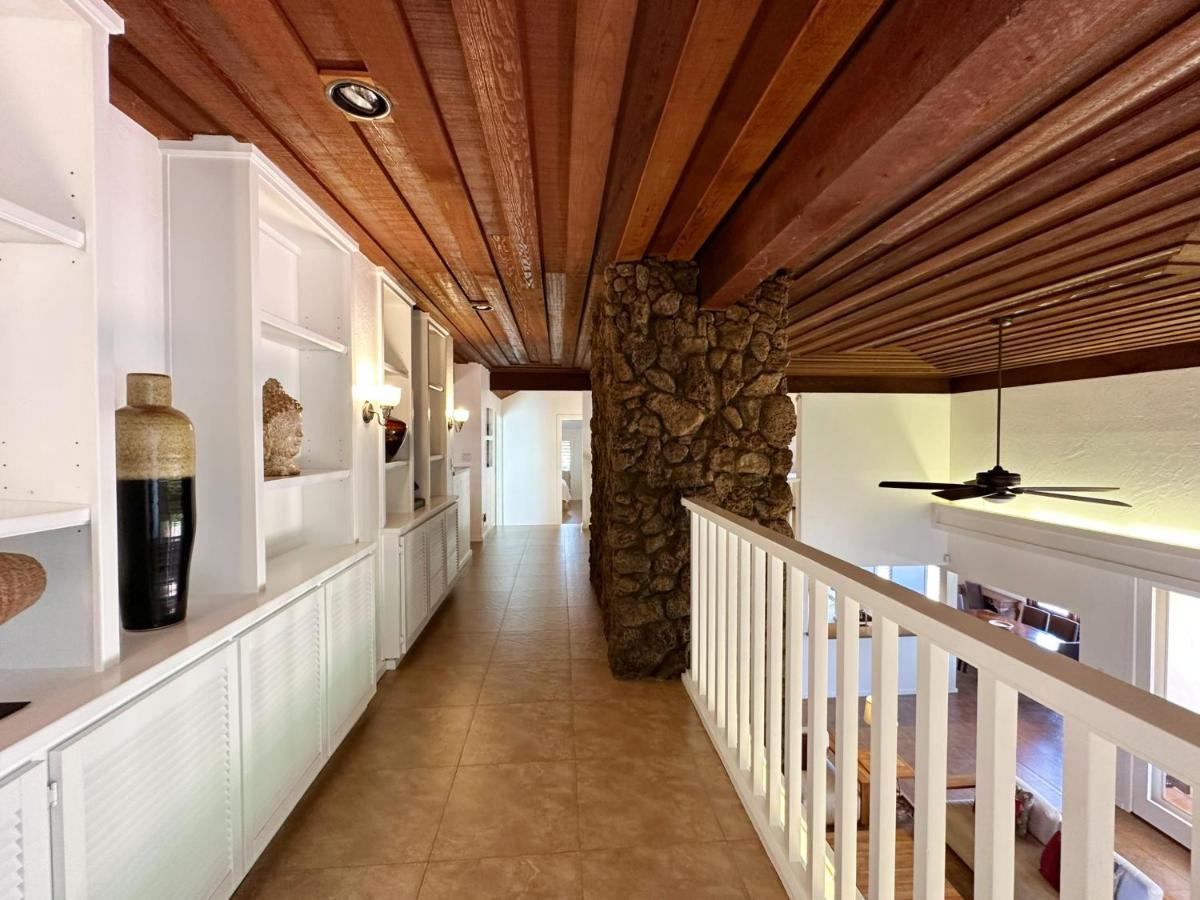 Coral Hale 5br 3ba Luxury Home, Ac, Hot Tub And Stunning Views Princeville
