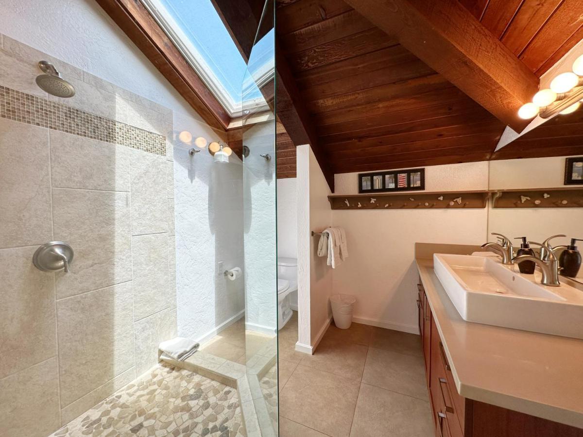 Coral Hale 5br 3ba Luxury Home, Ac, Hot Tub And Stunning Views * Princeville