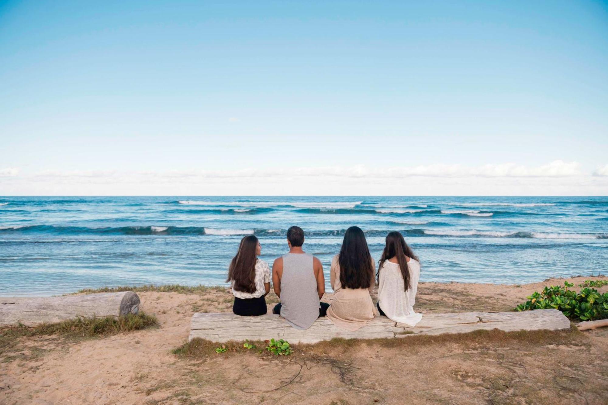 Outrigger Kaua'i Beach & Spa Resort 4*
