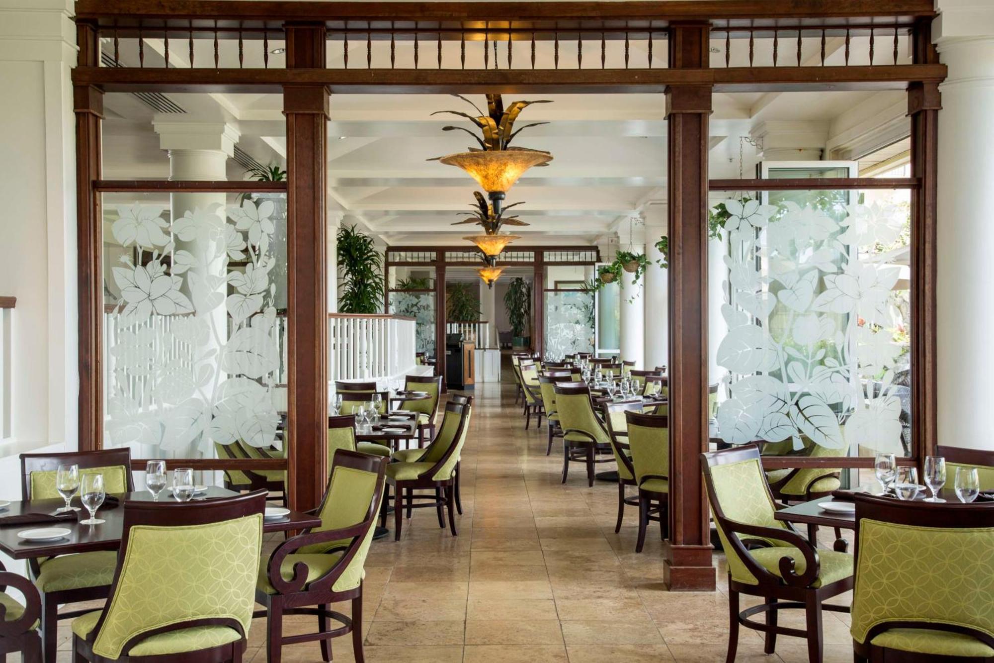Outrigger Kaua'i Beach & Spa Resort Lihue