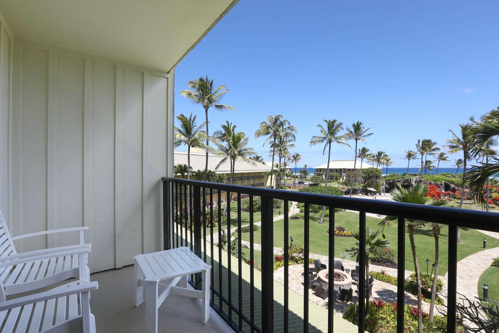 Outrigger Kaua'i Beach & Spa Resort