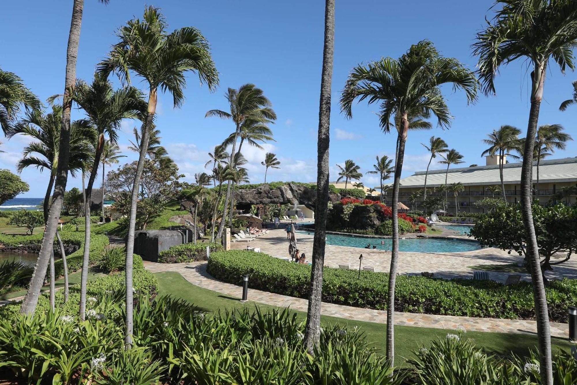 Resort Outrigger Kaua'i Beach & Spa 4*
