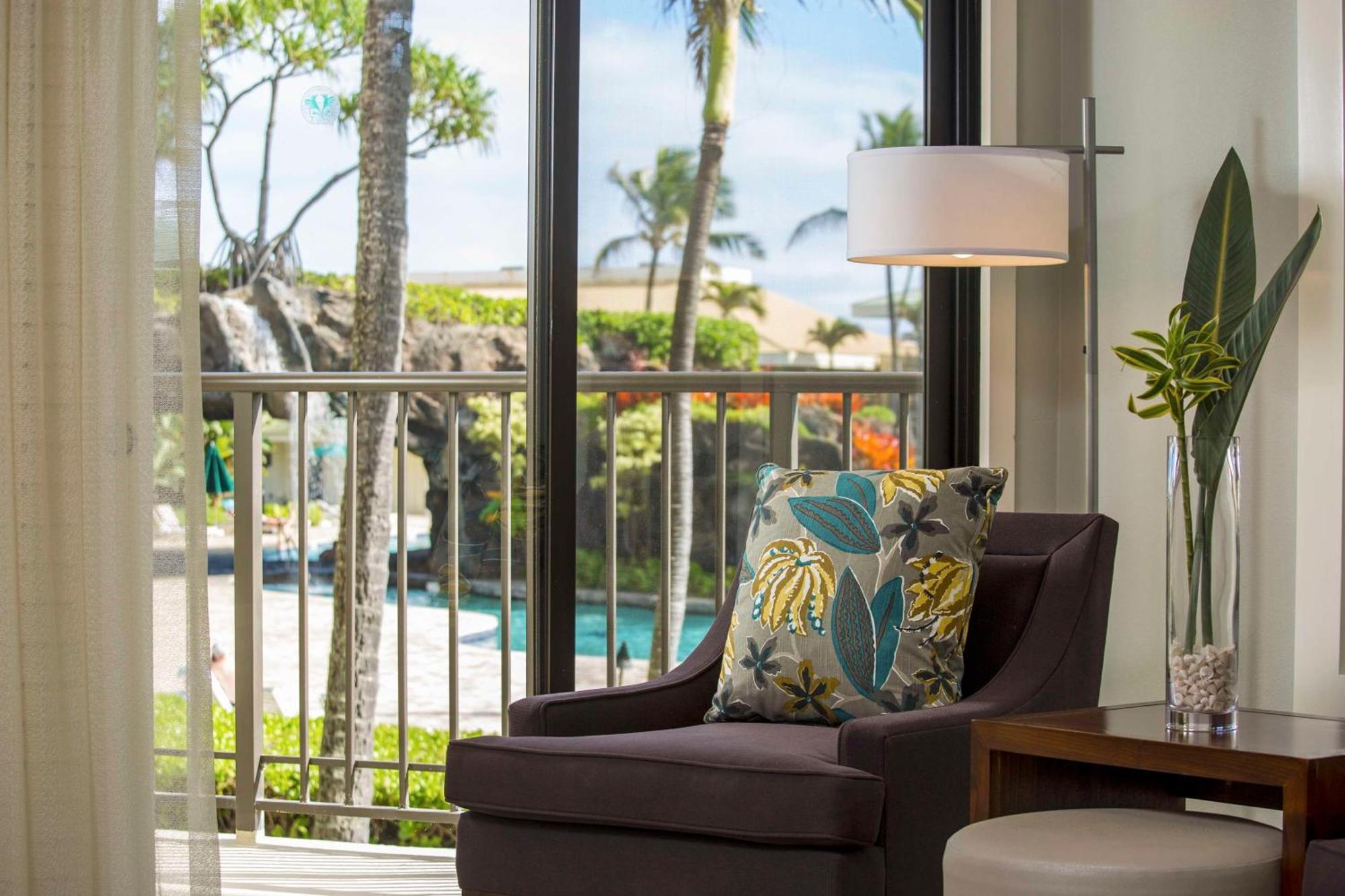 Outrigger Kaua'i Beach & Spa 4* Lihue