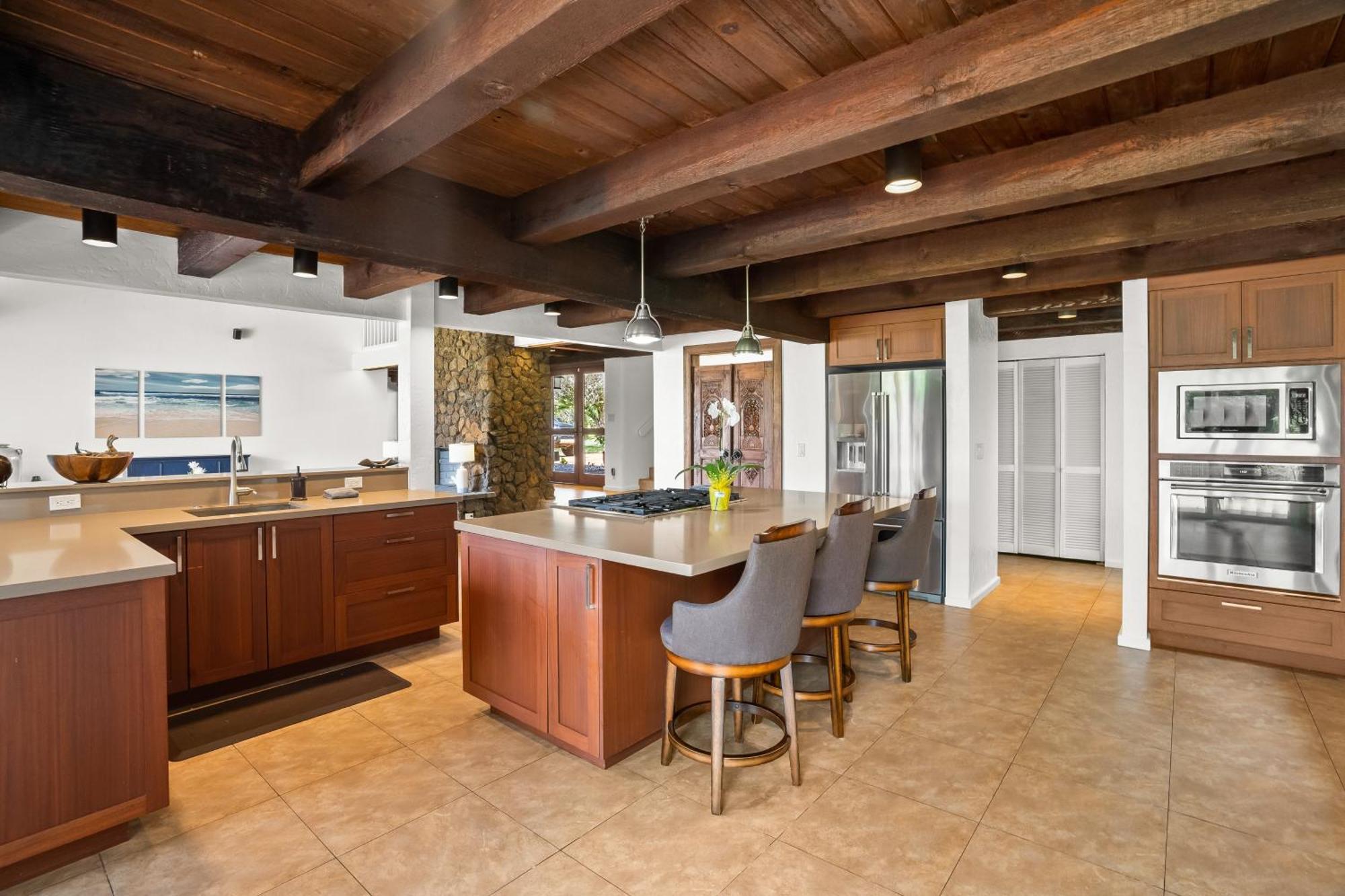 Coral Hale 5br 3ba Luxury Home, Ac, Hot Tub And Stunning Views * Princeville