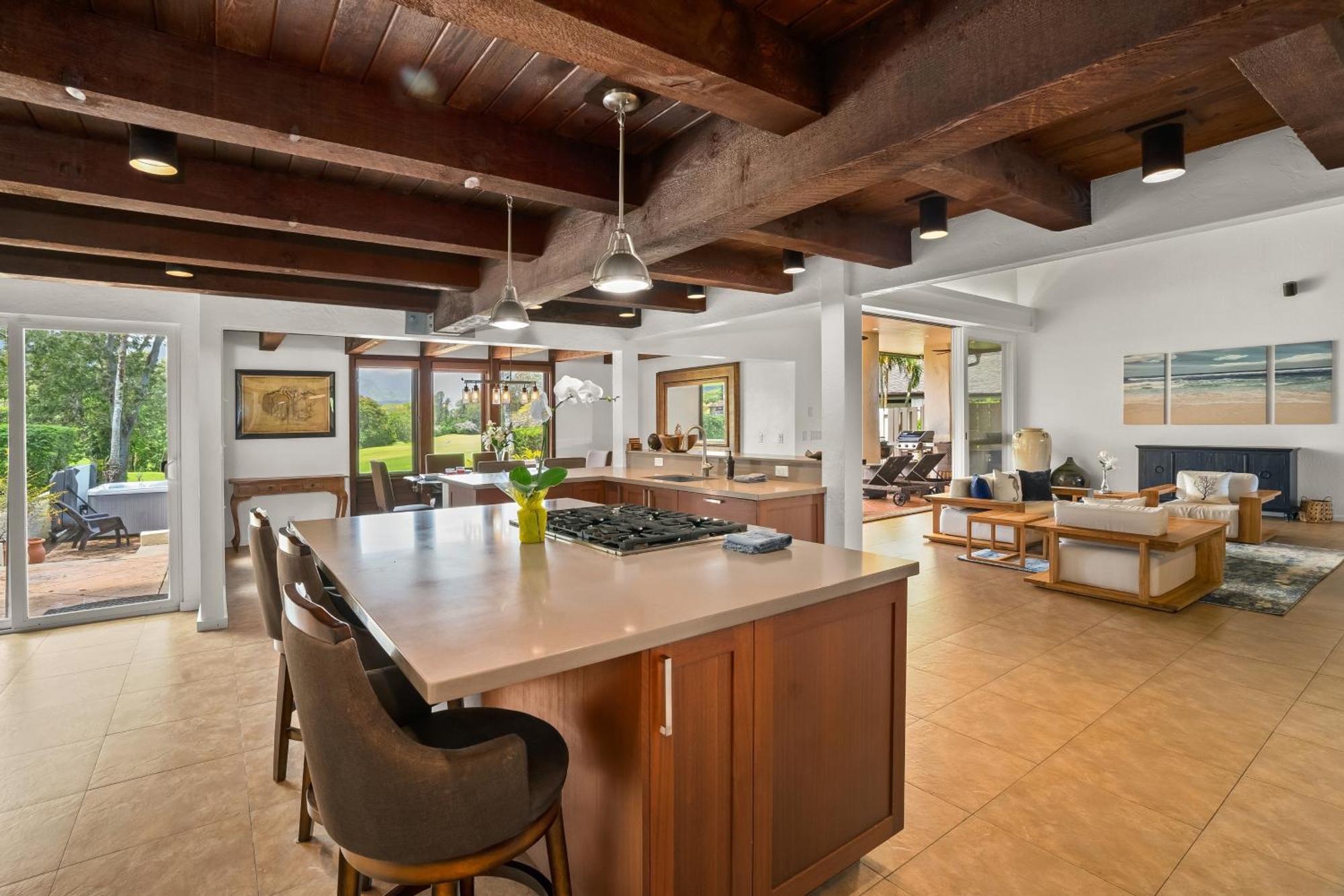 Coral Hale 5br 3ba Luxury Home, Ac, Hot Tub And Stunning Views *