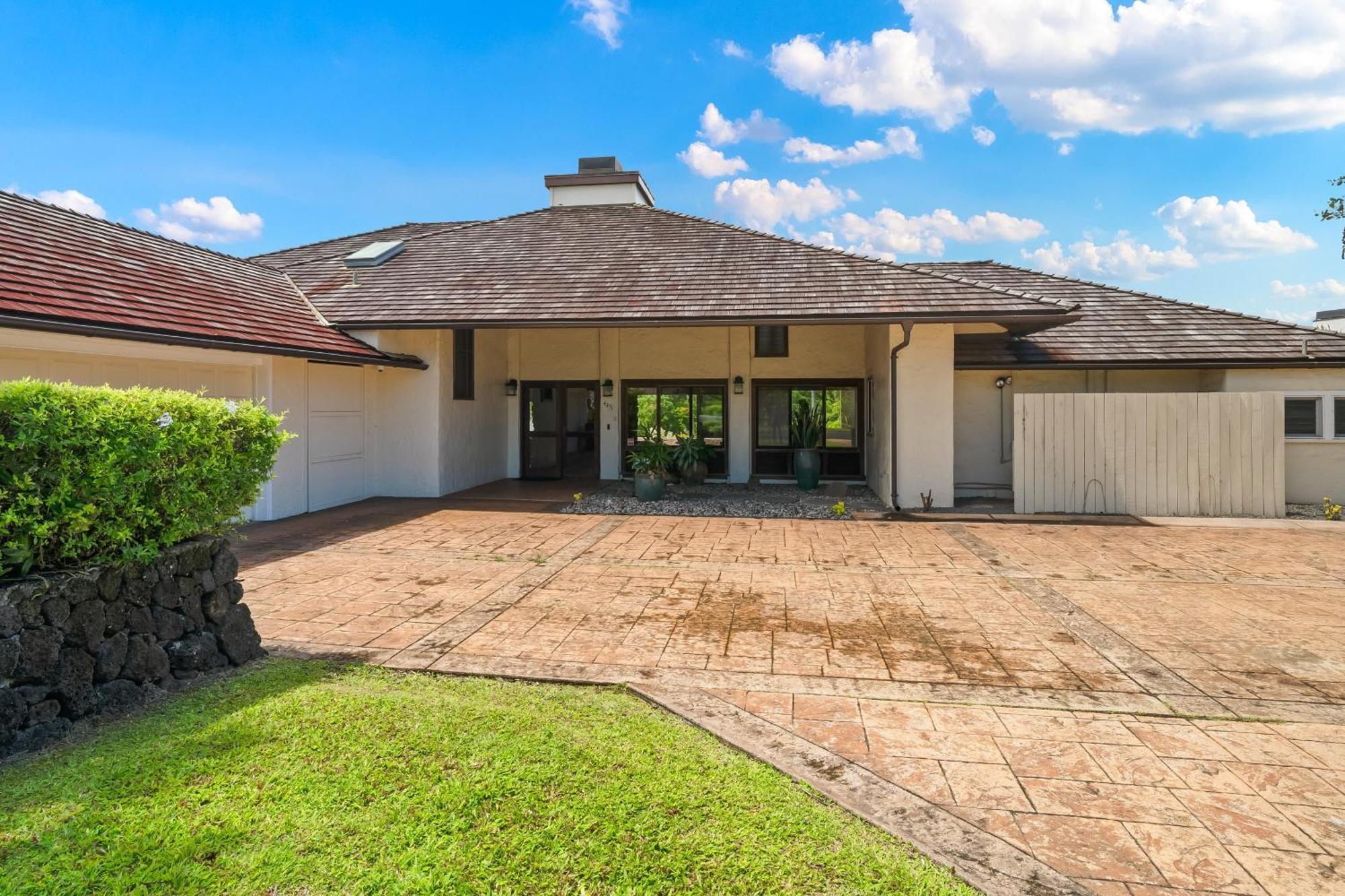 Coral Hale 5br 3ba Luxury Home, Ac, Hot Tub And Stunning Views Princeville