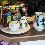 Hale Ho\'O Maha Bed And Breakfast