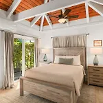 North Shore Kauai Villa With Magnificent Views