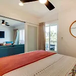 Waipouli Beachfront Condo With Balcony And Ocean Views