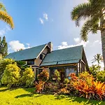 Hale On\'Tario - 2 Bedroom Plus Loft