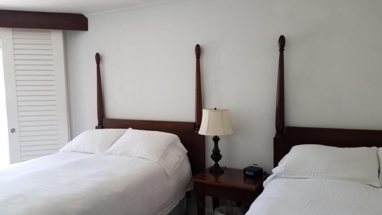 2417 At Oceanfront Kauai Drive Private Aparthotel 4*