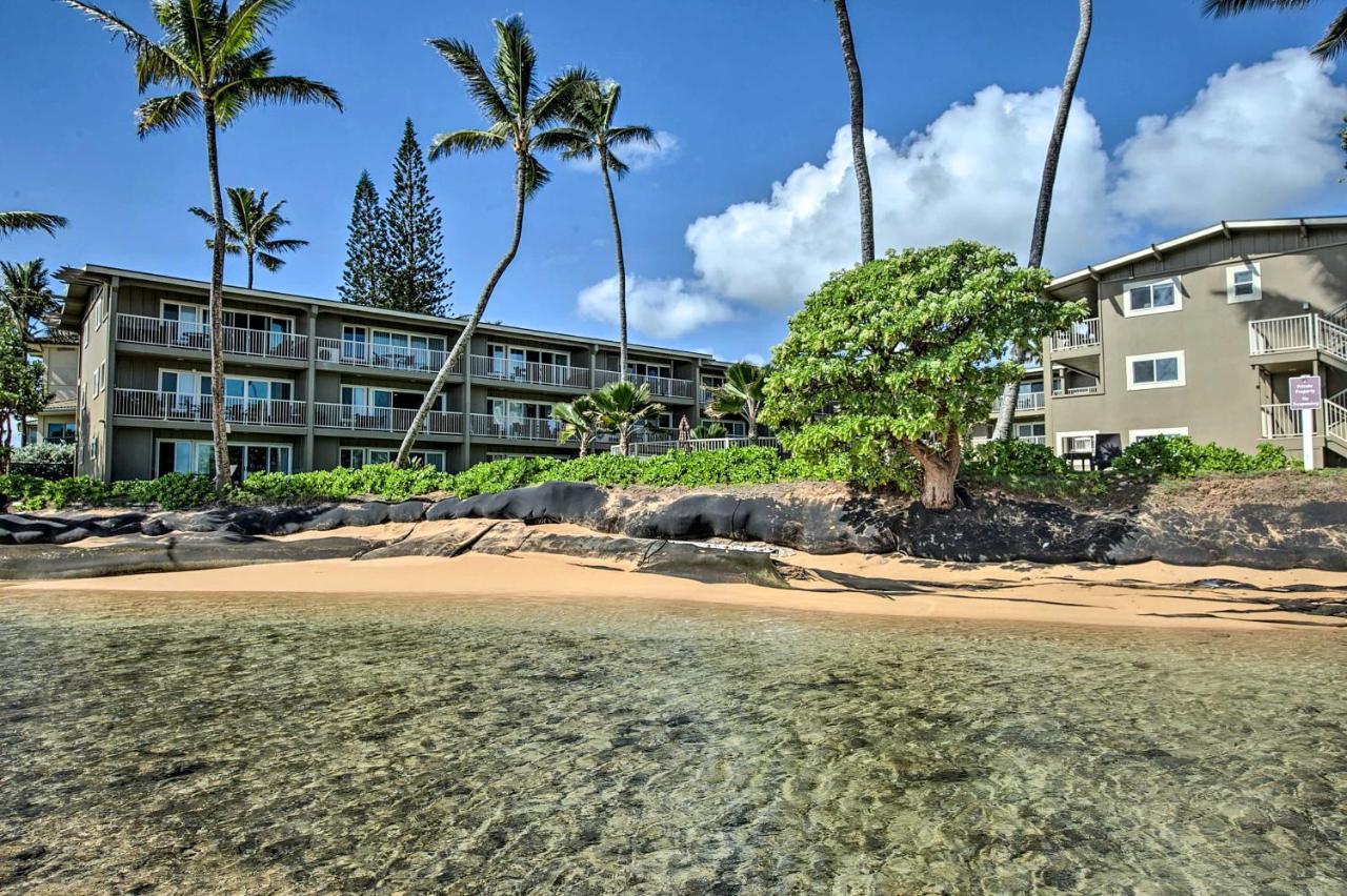 Apartment Waipouli Beachfront With Balcony And Ocean Views