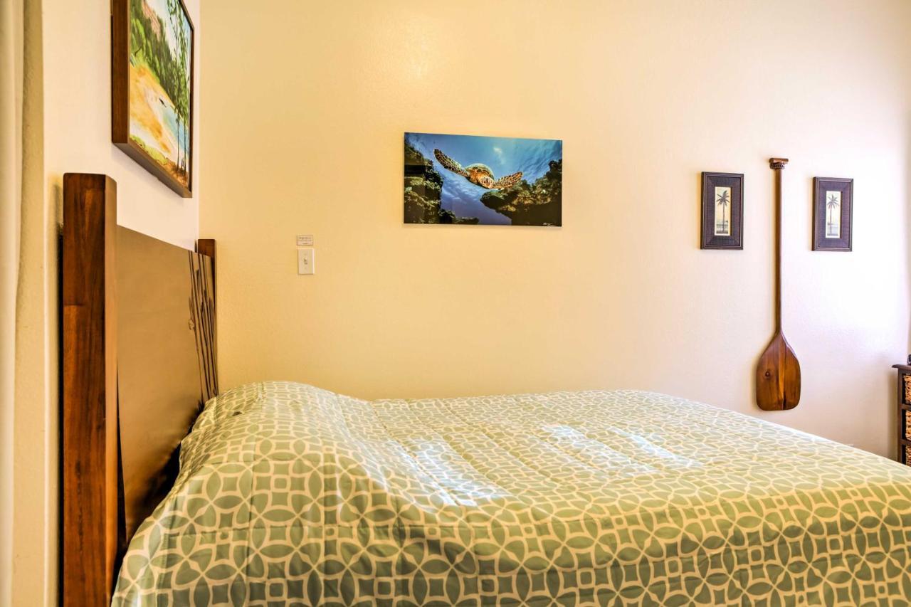 Pristine With Balcony Walk To Beach! *