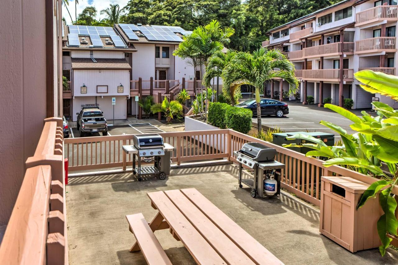 Pristine With Balcony Walk To Beach! Apartment *