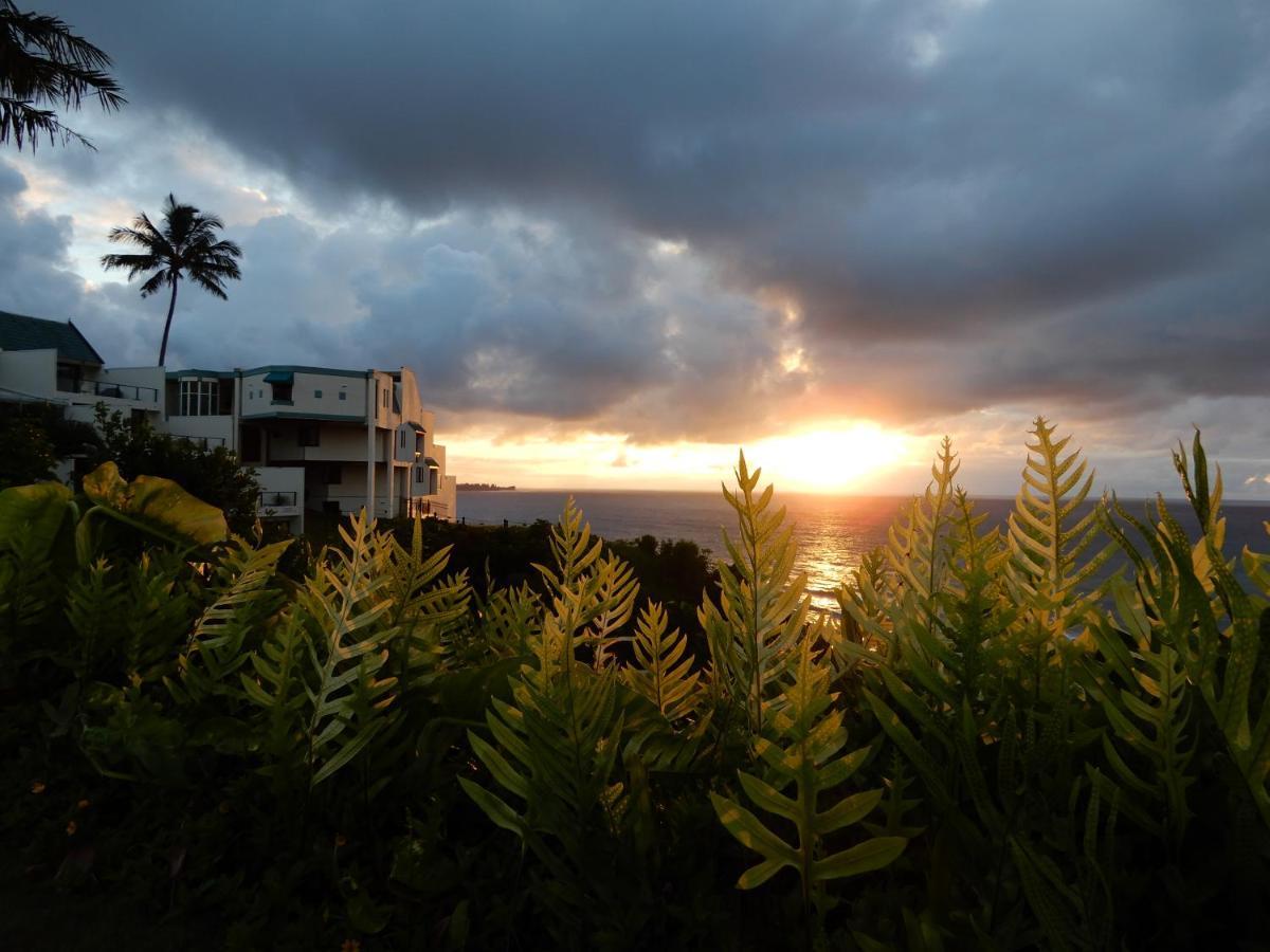 Apartment Puu Poa Ocean Bluff Condo, Incredible Views, Walk To Beaches, Pool & Tennis Princeville
