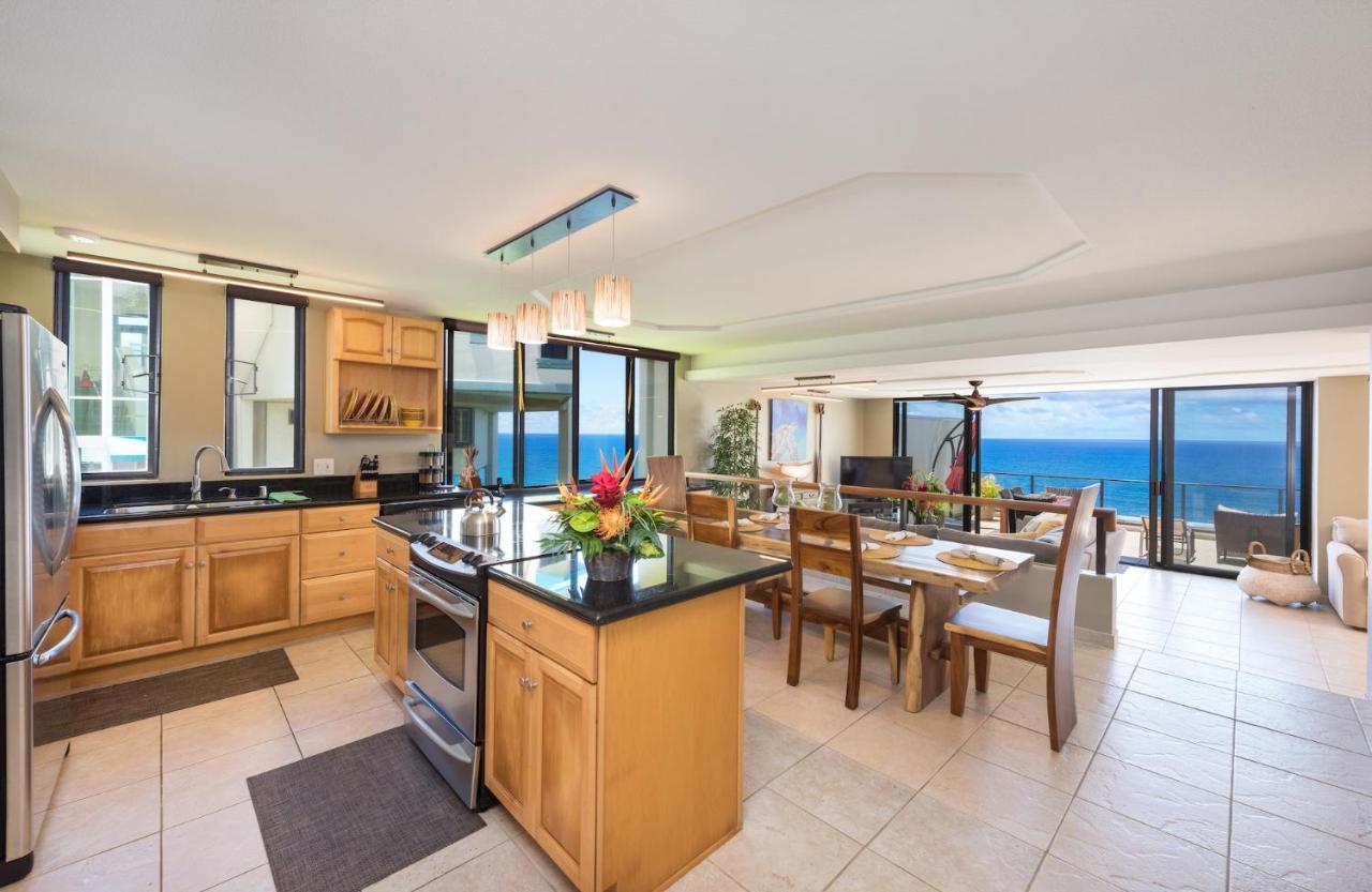 Apartment Puu Poa Ocean Bluff Condo, Incredible Views, Walk To Beaches, Pool & Tennis *