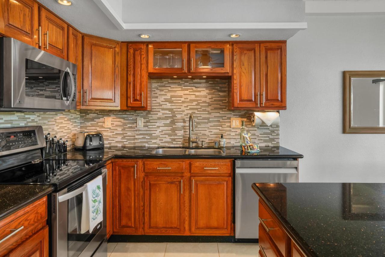 Beautiful 2br 2ba Puamana, Ocean And Mountain View, Pool * Princeville