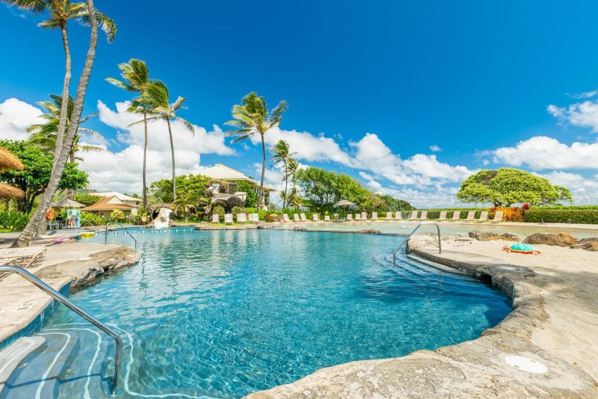 Chic Premier Garden Pool View Front 4-star * Lihue