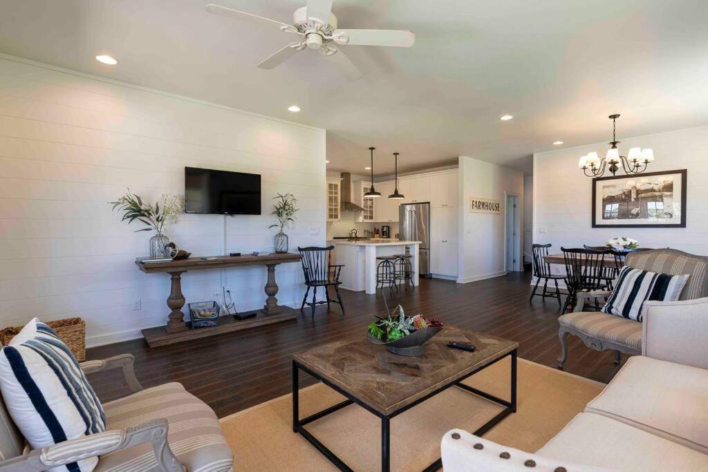 New - 7bd Estate - Ac Pool Slide Gym Pickleball Holiday home Koloa