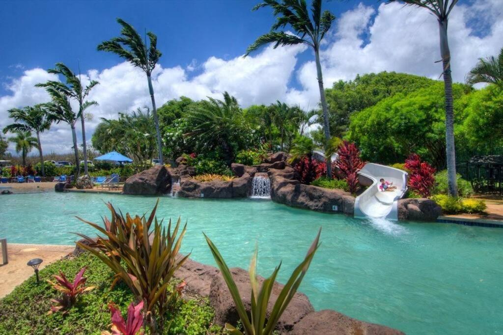 Holiday home New - 7bd Estate - Ac Pool Slide Gym Pickleball Koloa