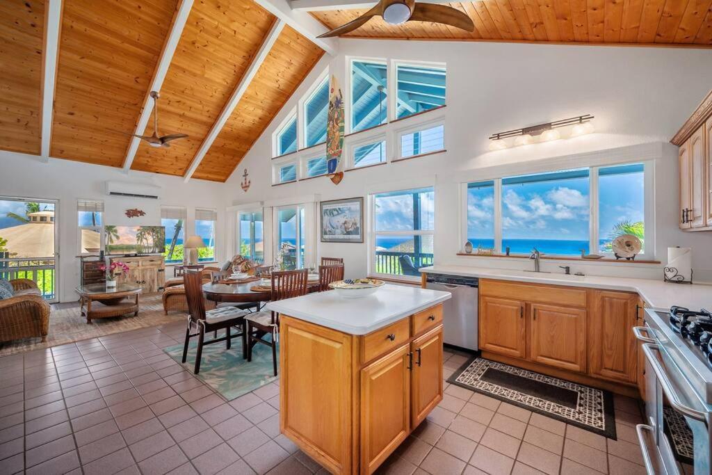 Poipu Blue House Holiday home