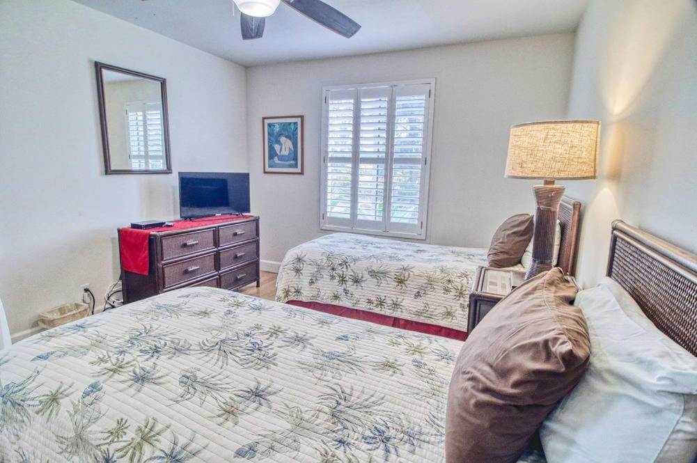 Pono Kai #a101 - A Welcoming 2 Bdrm - 2 Bath, Private Beachfront Vacation Kapa'a