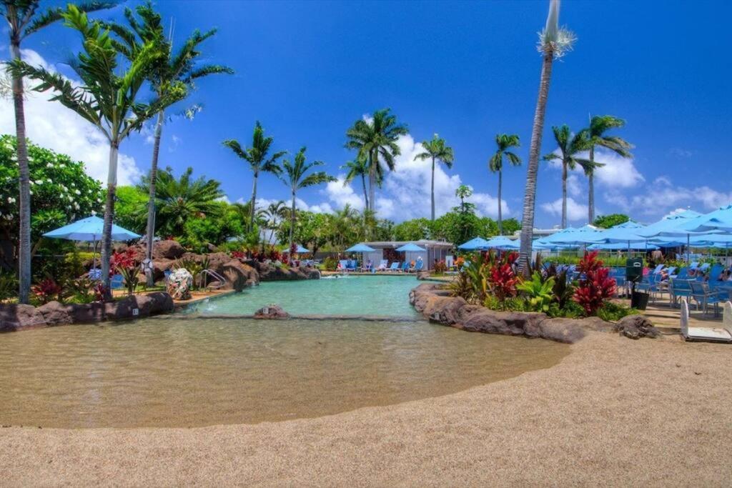 New - 7bd Estate - Ac Pool Slide Gym Pickleball Holiday home Koloa