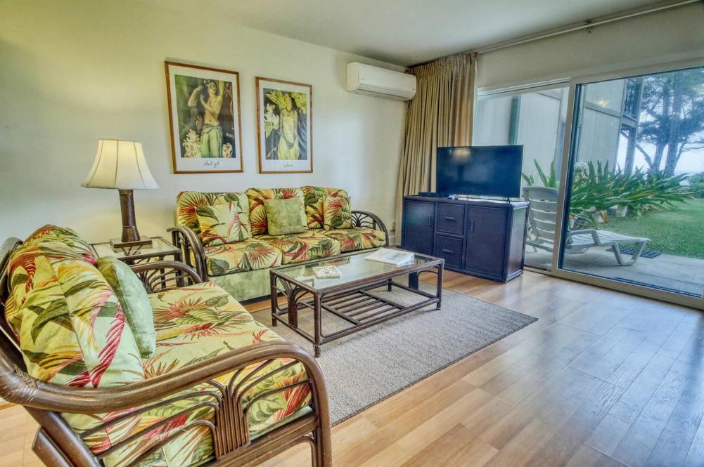 Pono Kai #a101 - A Welcoming 2 Bdrm - 2 Bath, Private Beachfront Vacation Apartamento Kapa'a