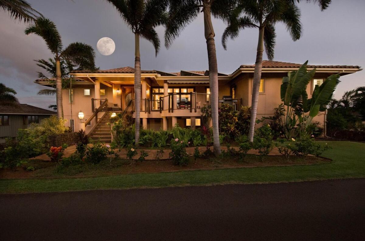 Ocean View, Beautiful Sunrise, Private Pool, Walk To Beaches
