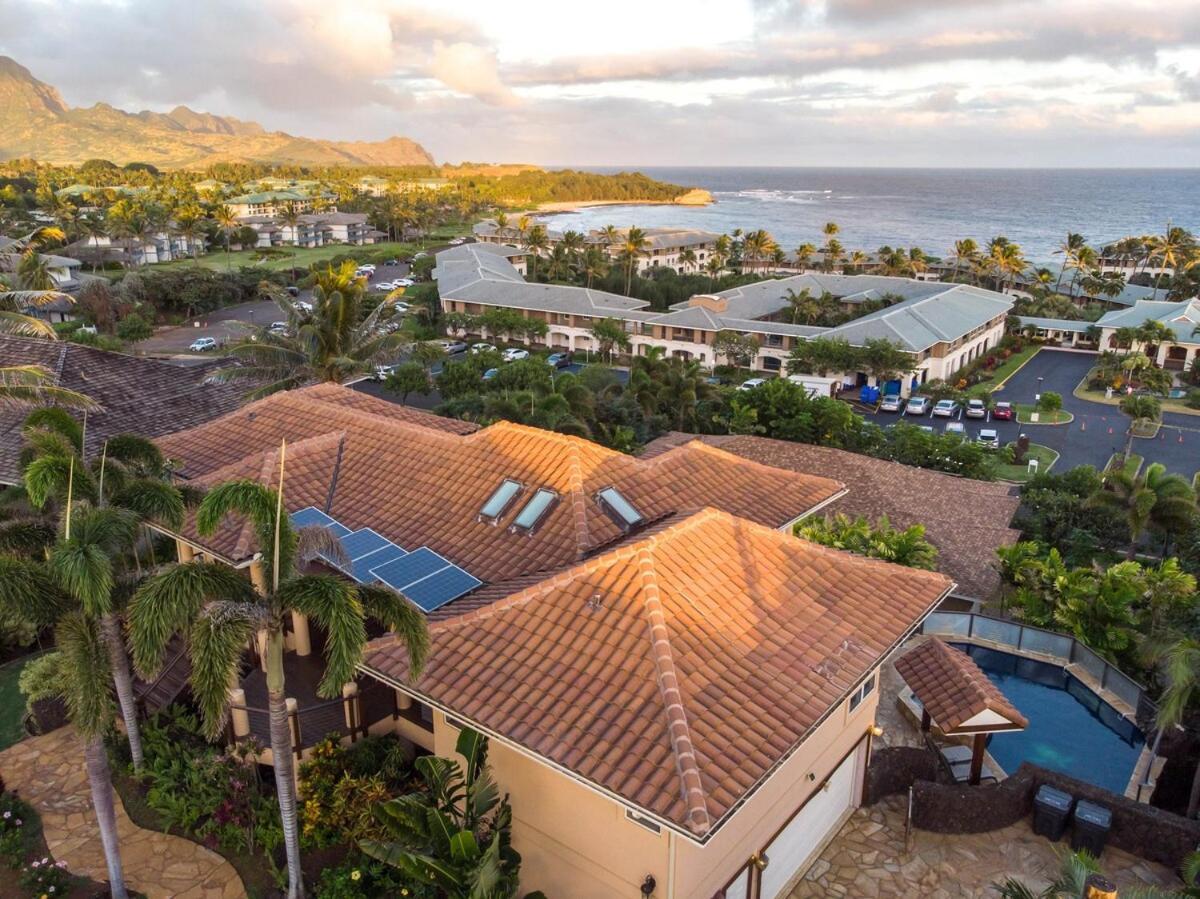 Ocean View, Beautiful Sunrise, Private Pool, Walk To Beaches