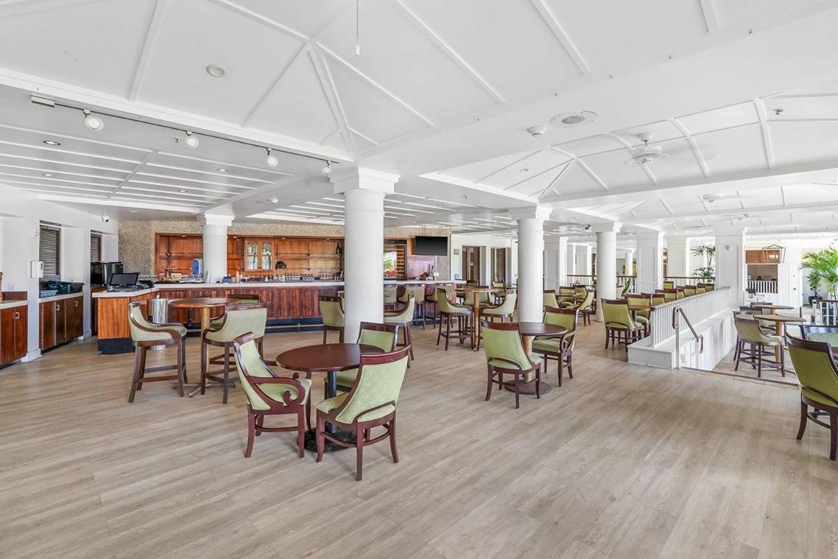 New! Chic Mountain View At 4 Star Beachfront Apartment *