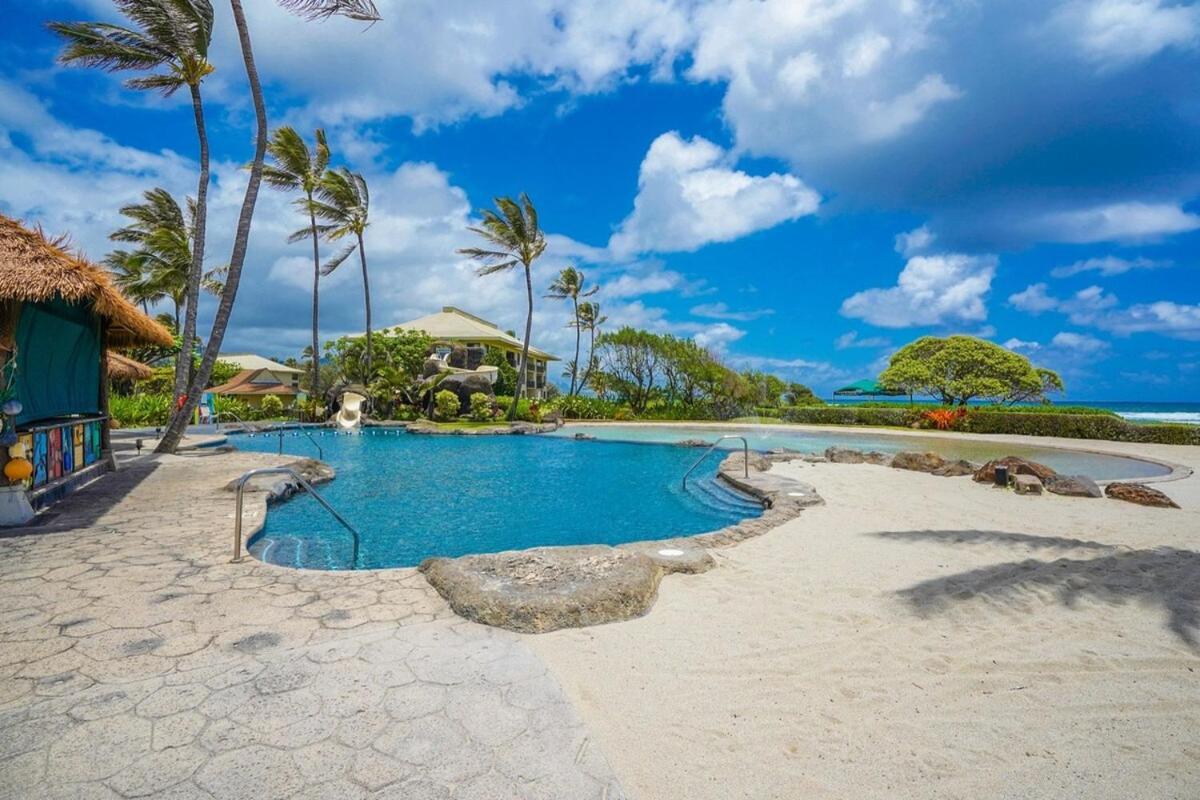 New! Chic Mountain View At 4 Star Beachfront Apartment