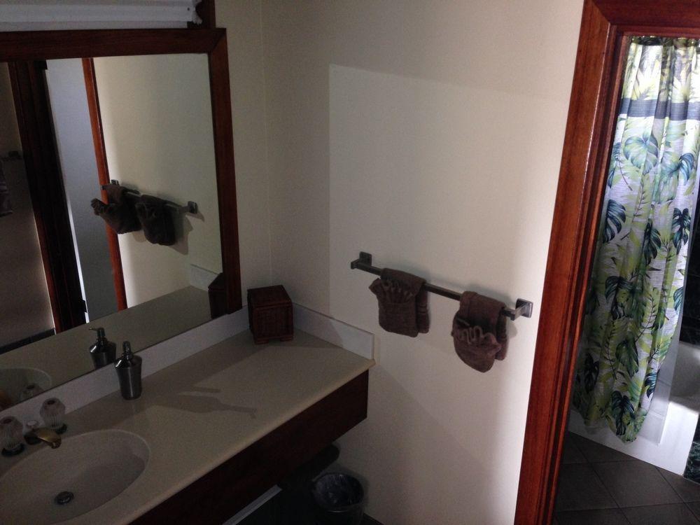 Sunny Poipu Landing Hotel
