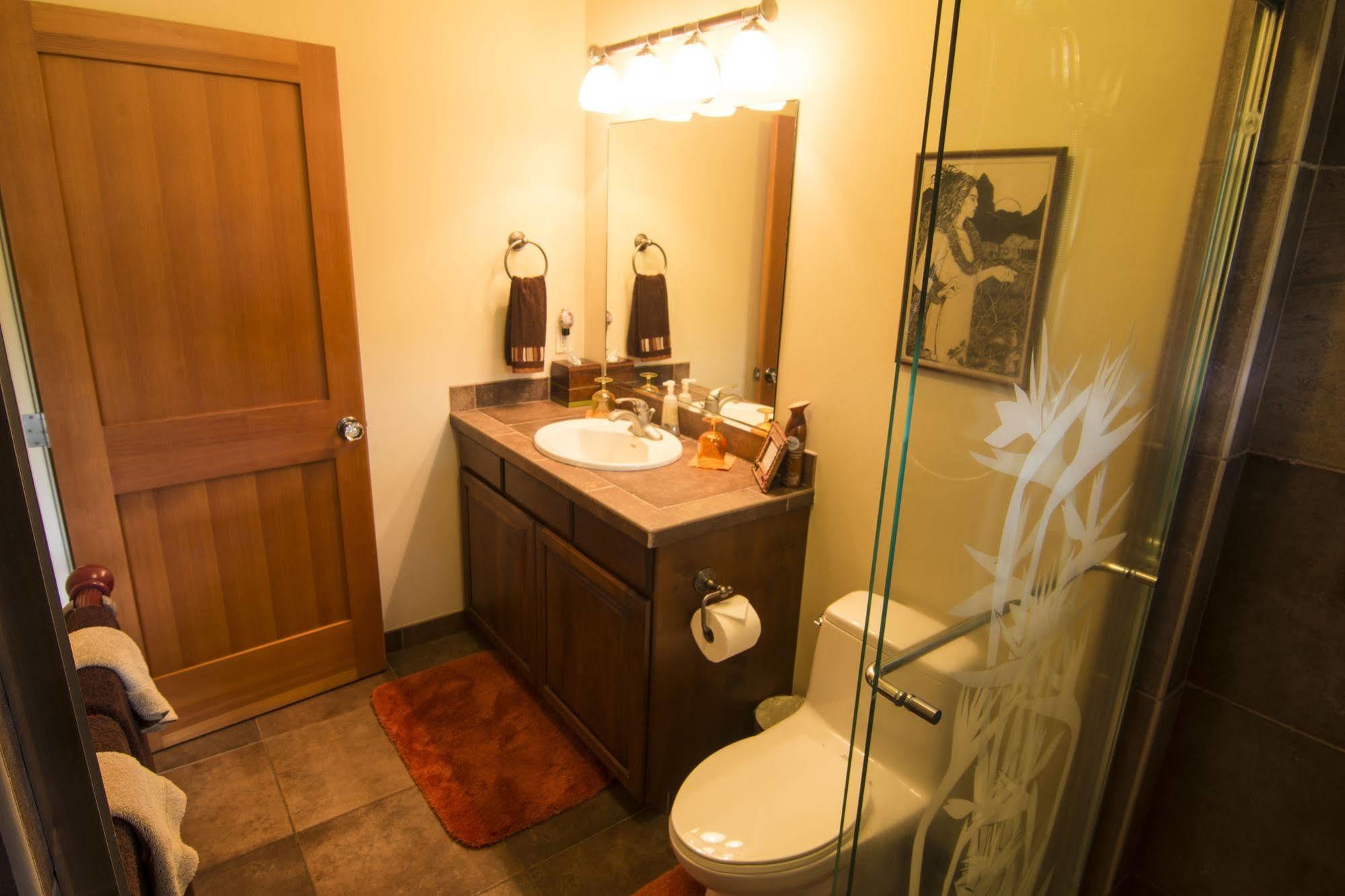 Hale Ho'o Maha Bed & Breakfast