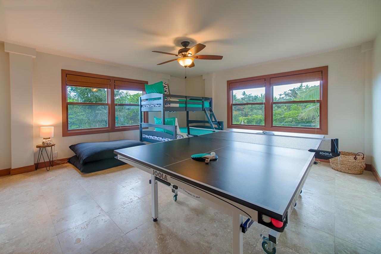 Mauna Pua - A Four Bedroom Vacation Holiday home *