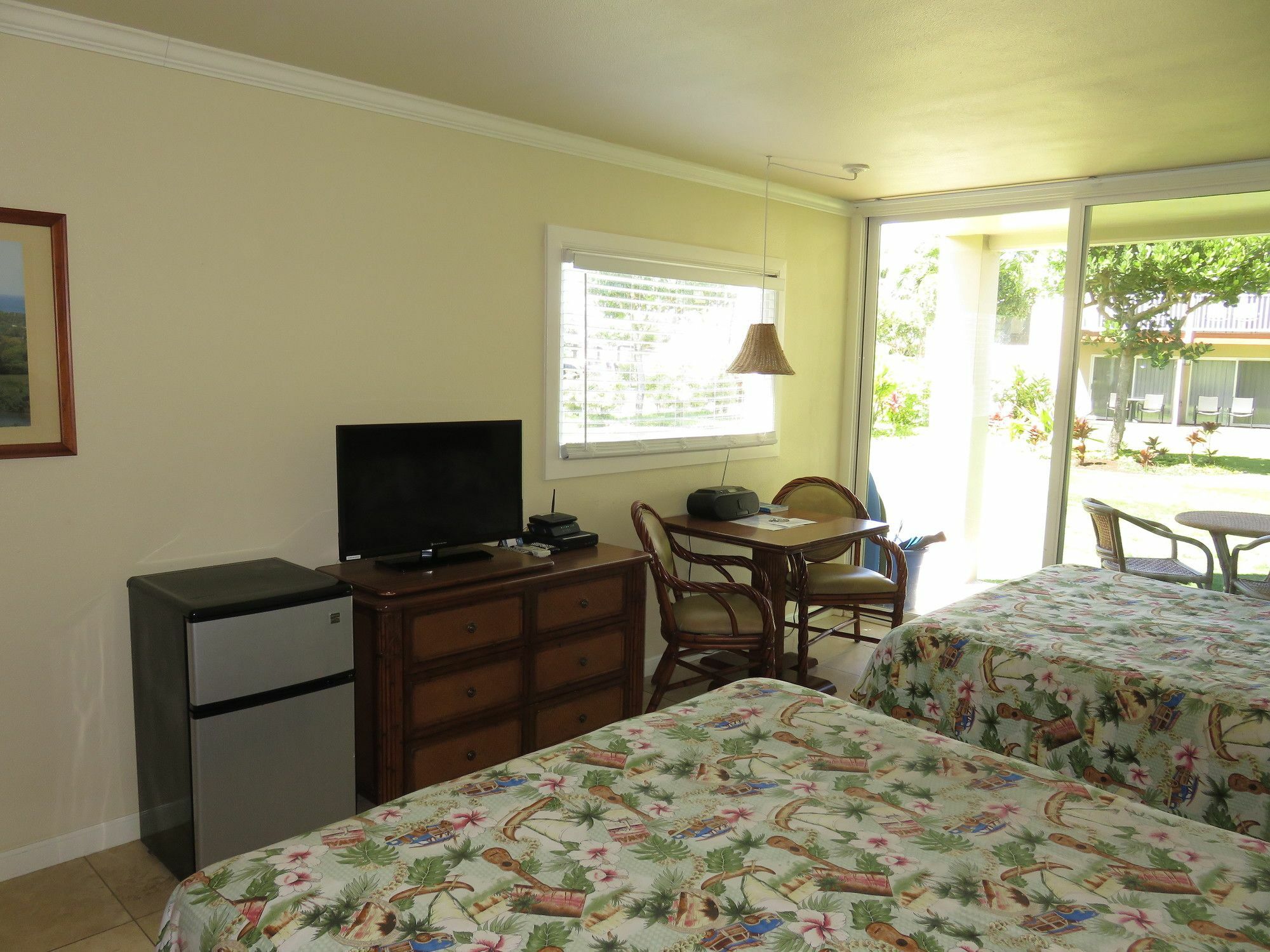 Kreller's Islander Getaway Hotel