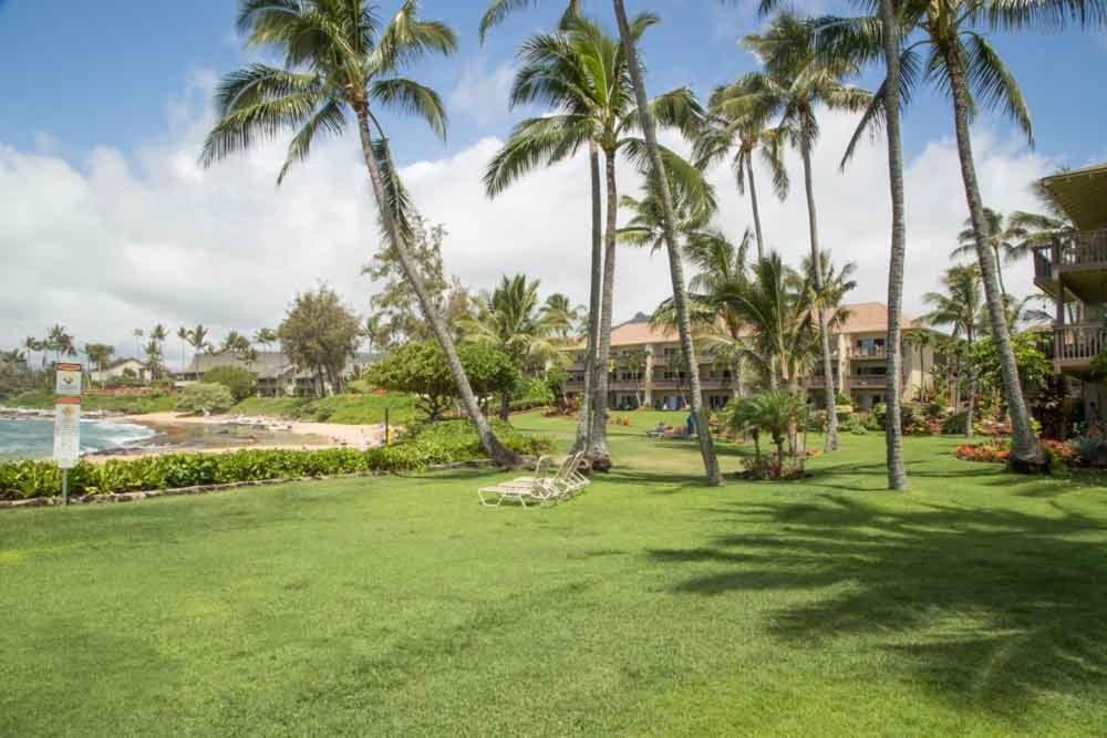 Lae Nani 333, Oceanview, Renovated And Gated Apartment Kapa'a