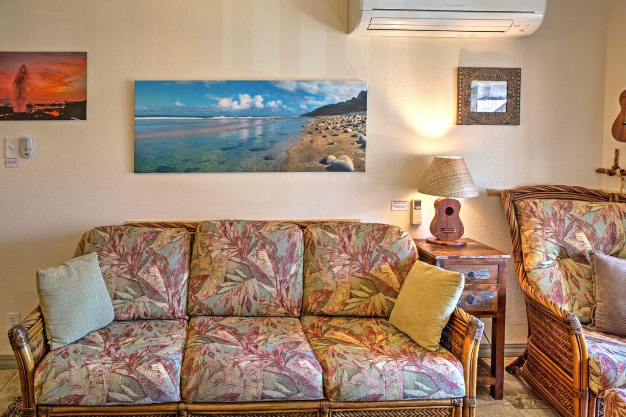 Pristine With Balcony Walk To Beach! *
